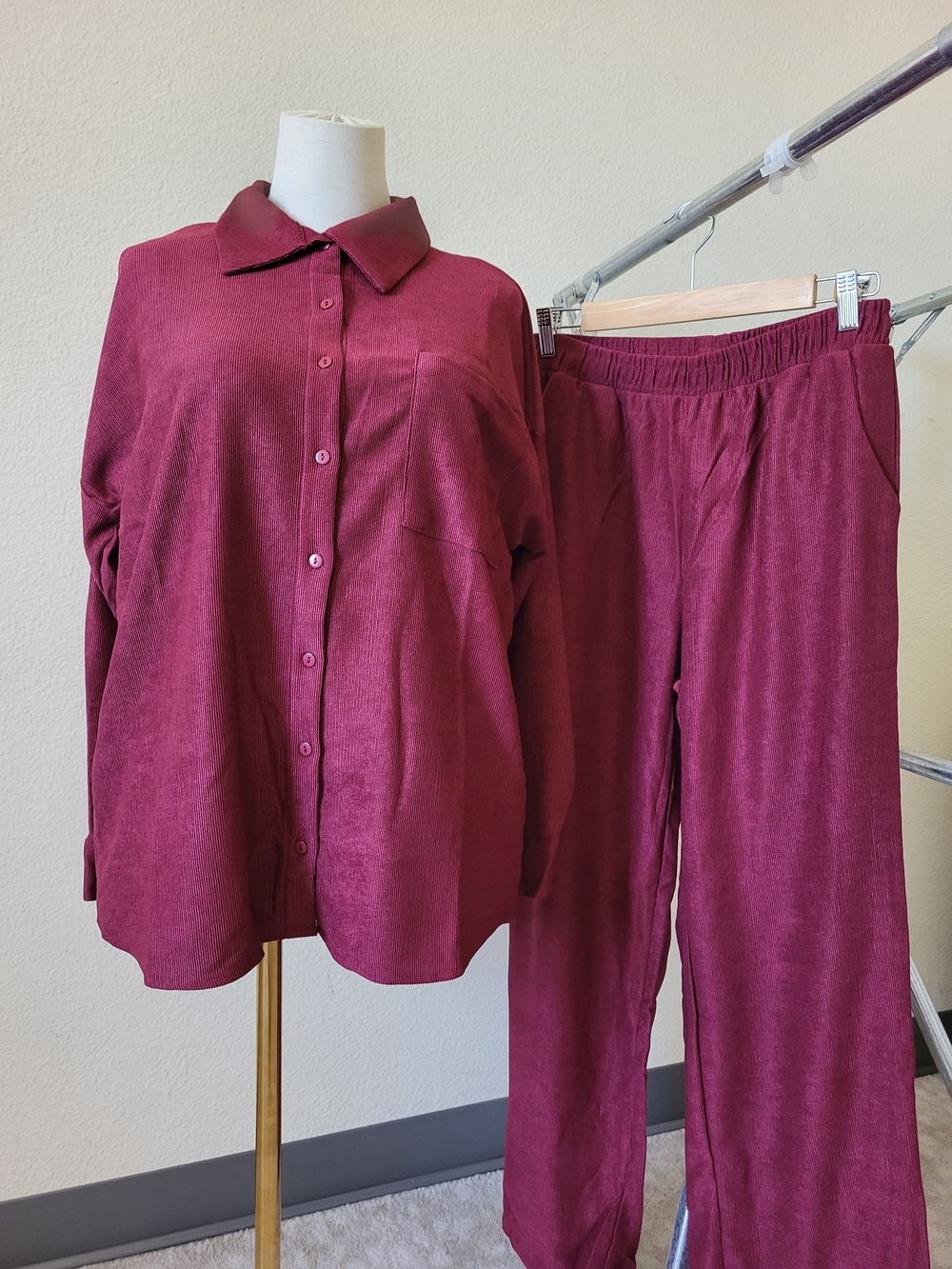 Two Piece Modest Burgundy Ribbed Pocket Shirt Set XXL - Picture 6 of 8
